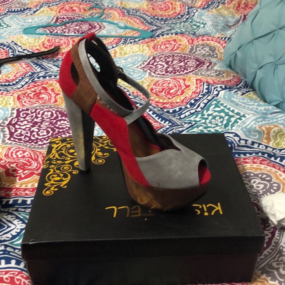 Three tone heels
